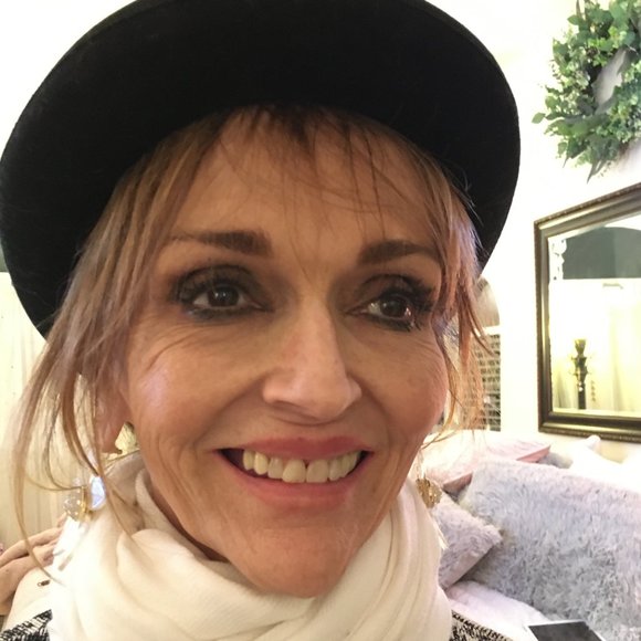 Meet your Posher, Bimmy - Picture 3 of 11